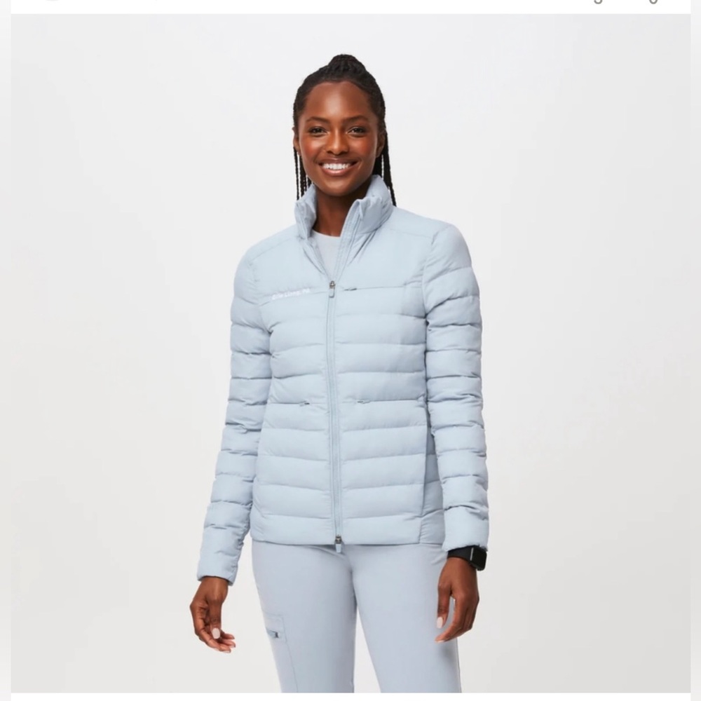 Figs on shift packable puffer jacket